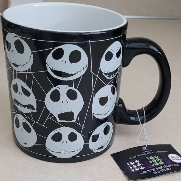 Disney Jack Skellington 20 oz Glow In The Dark Mug! - Picture 8 of 11
